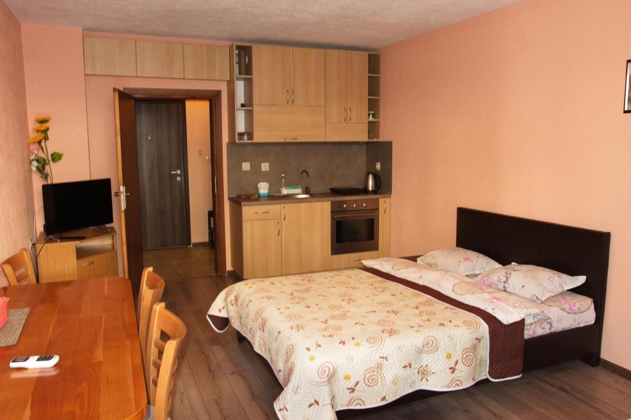 Studio Manushev Sandanski Esterno foto